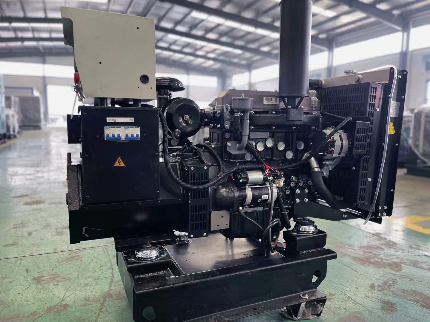 晋州如何降低电感性负载对发电机的影响？