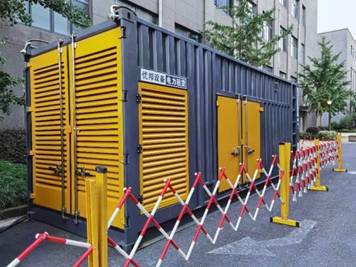 晋州如何使用转速表检查发动机的转速？