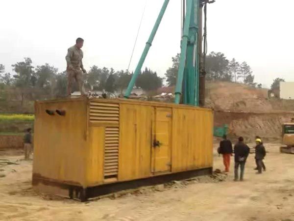 晋州如何判断水冷式机油散热器密封件是否需要更换？