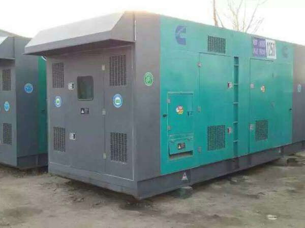 晋州合同中关于工期延误的责任如何界定和处理？